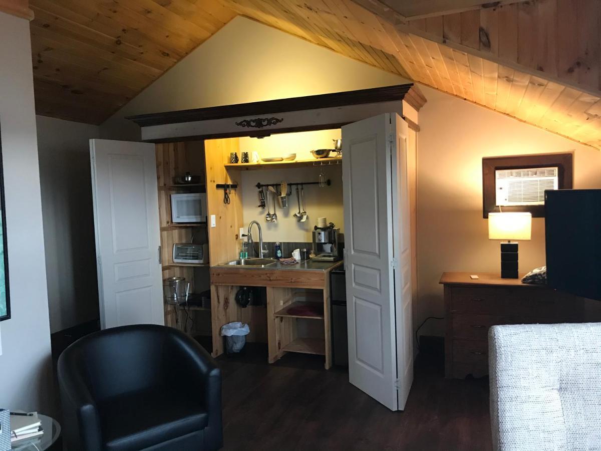 Domaine De La Baie, Les Suites Shawinigan Esterno foto