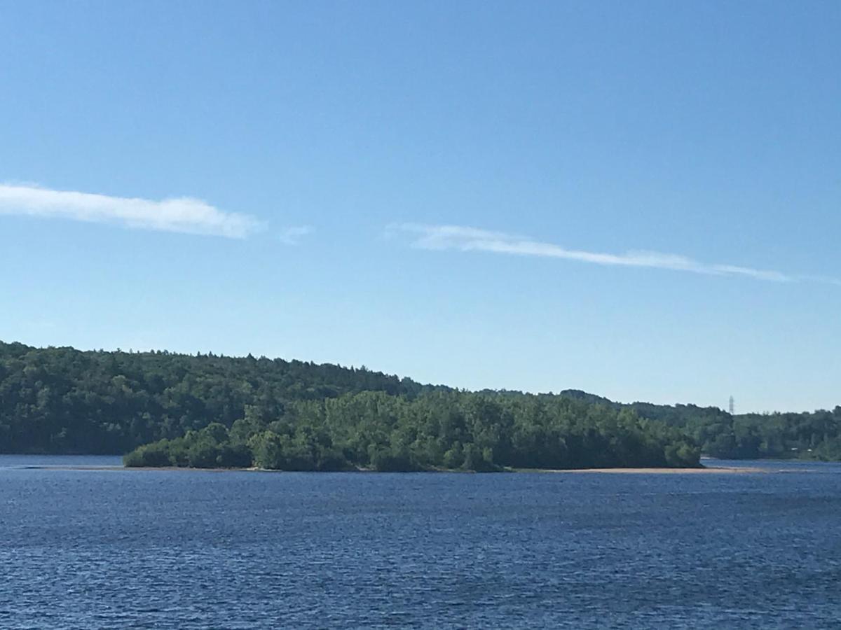 Domaine De La Baie, Les Suites Shawinigan Esterno foto