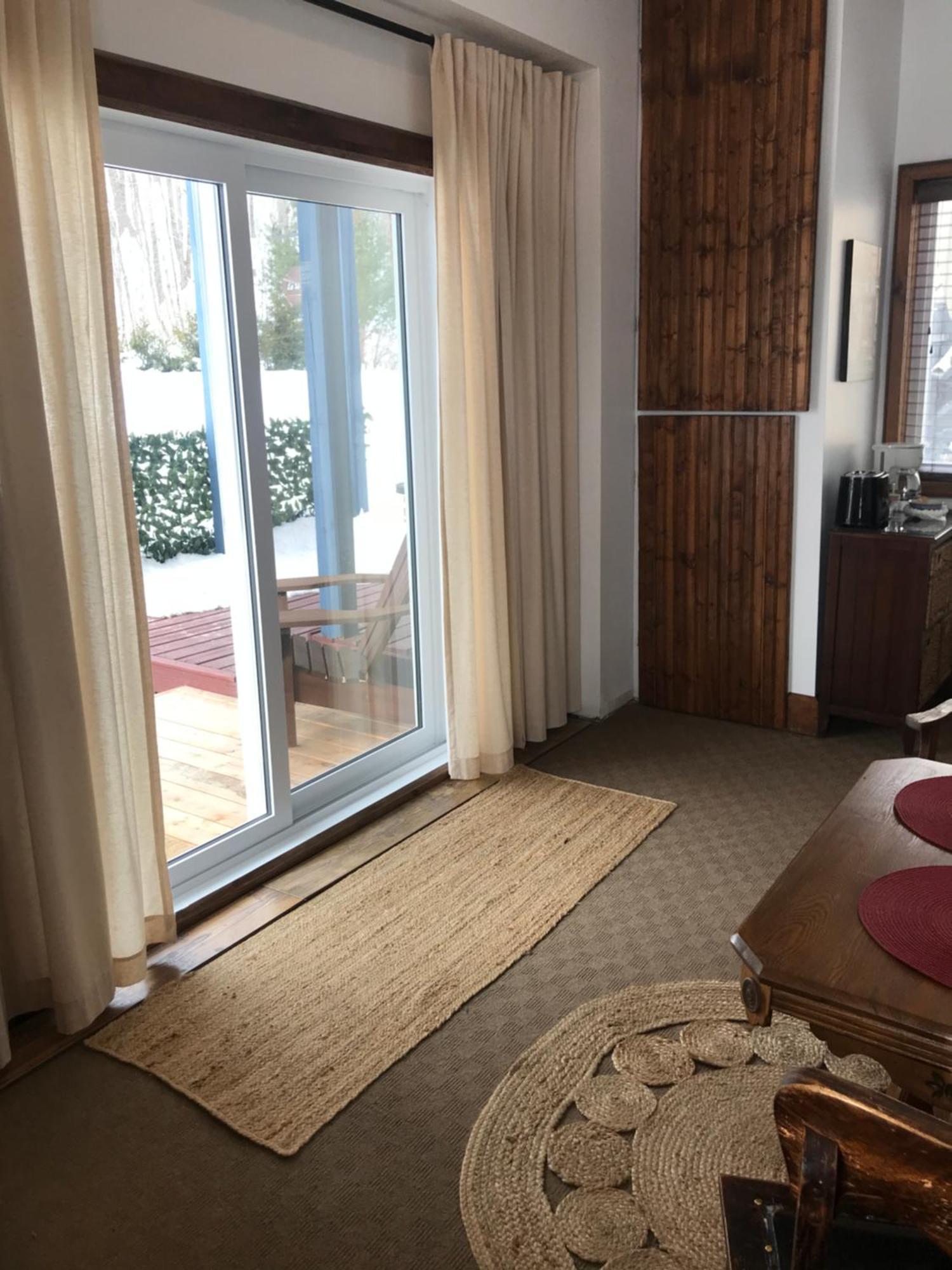 Domaine De La Baie, Les Suites Shawinigan Esterno foto