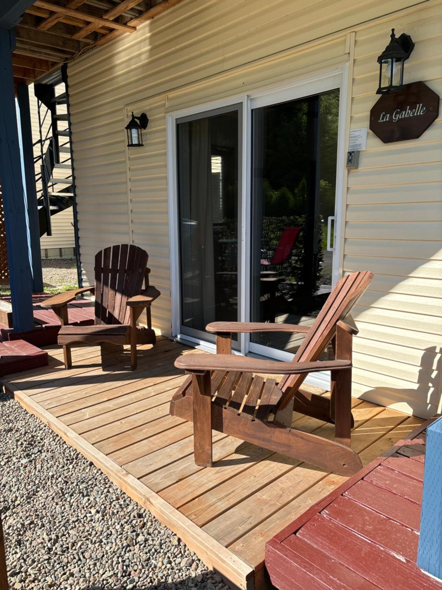 Domaine De La Baie, Les Suites Shawinigan Esterno foto