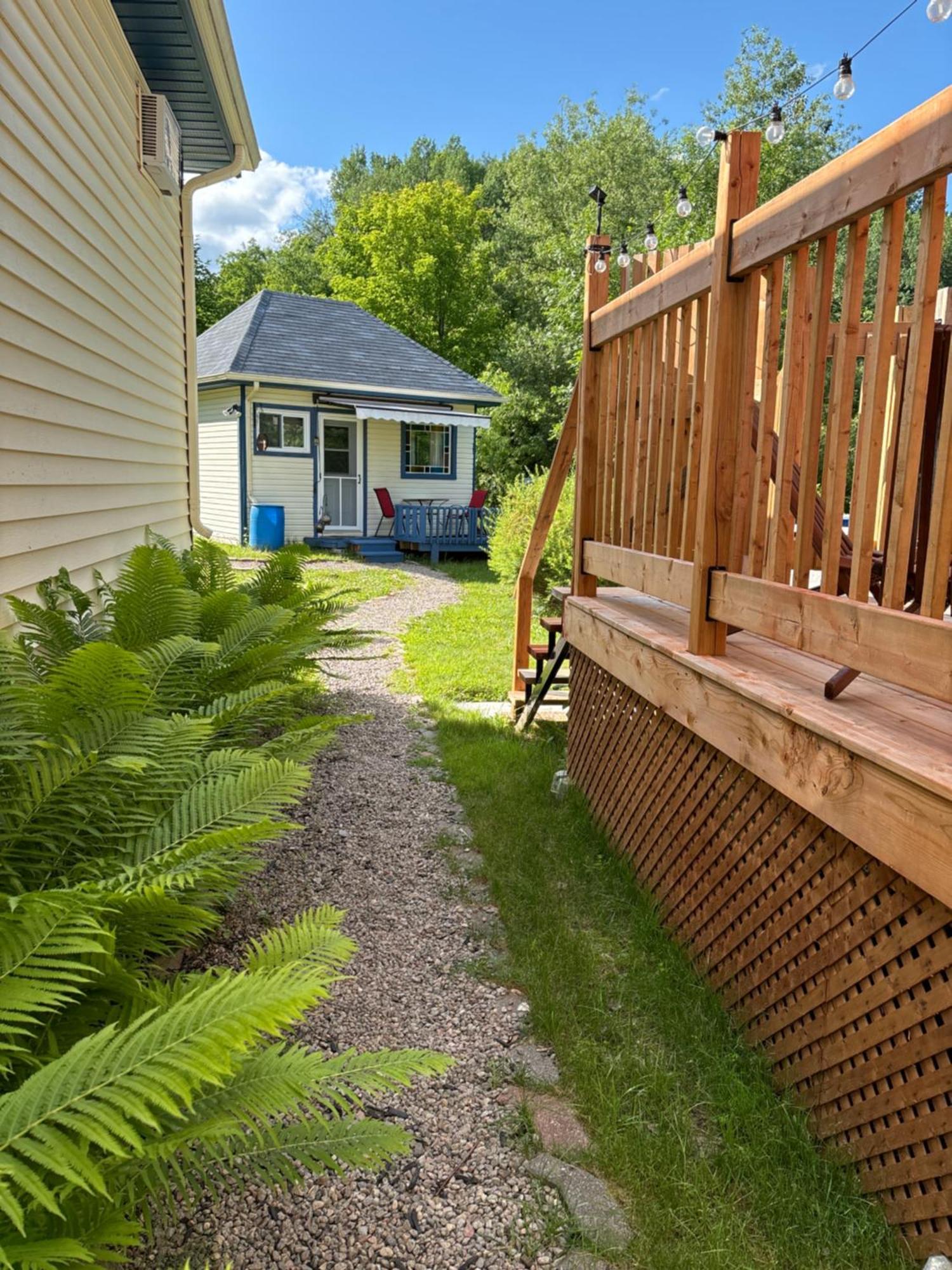 Domaine De La Baie, Les Suites Shawinigan Esterno foto