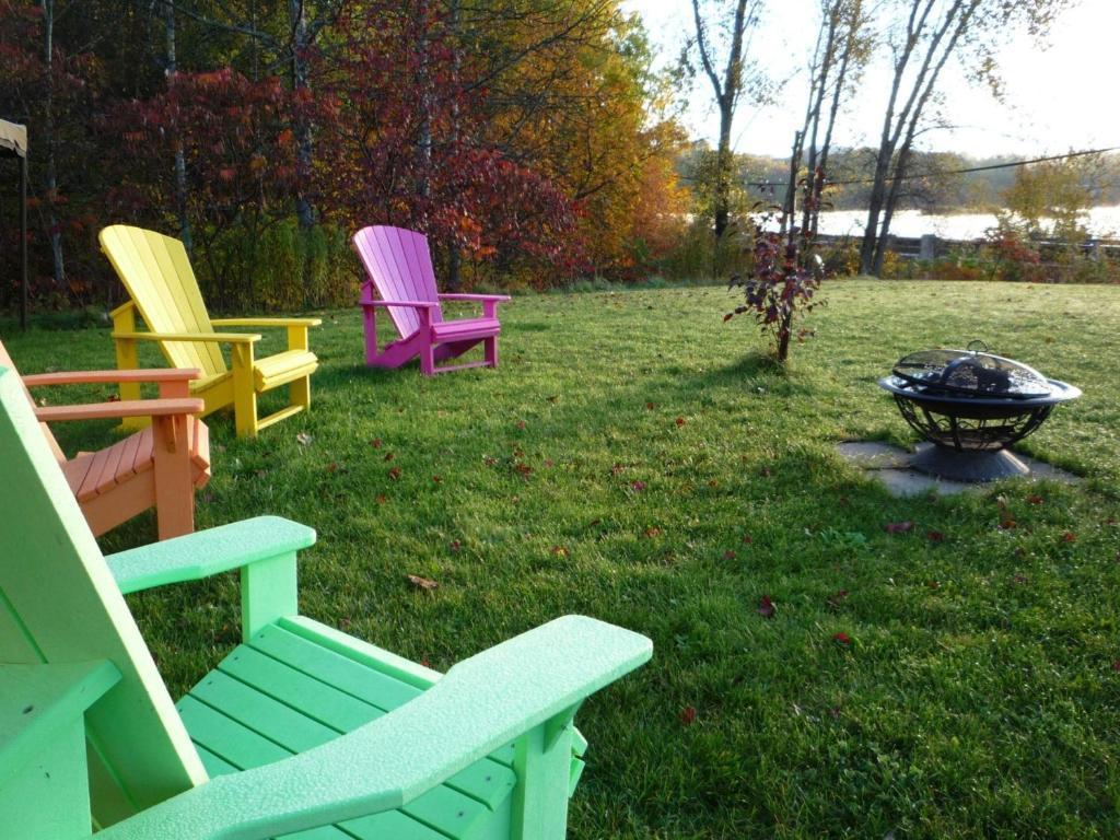 Domaine De La Baie, Les Suites Shawinigan Esterno foto