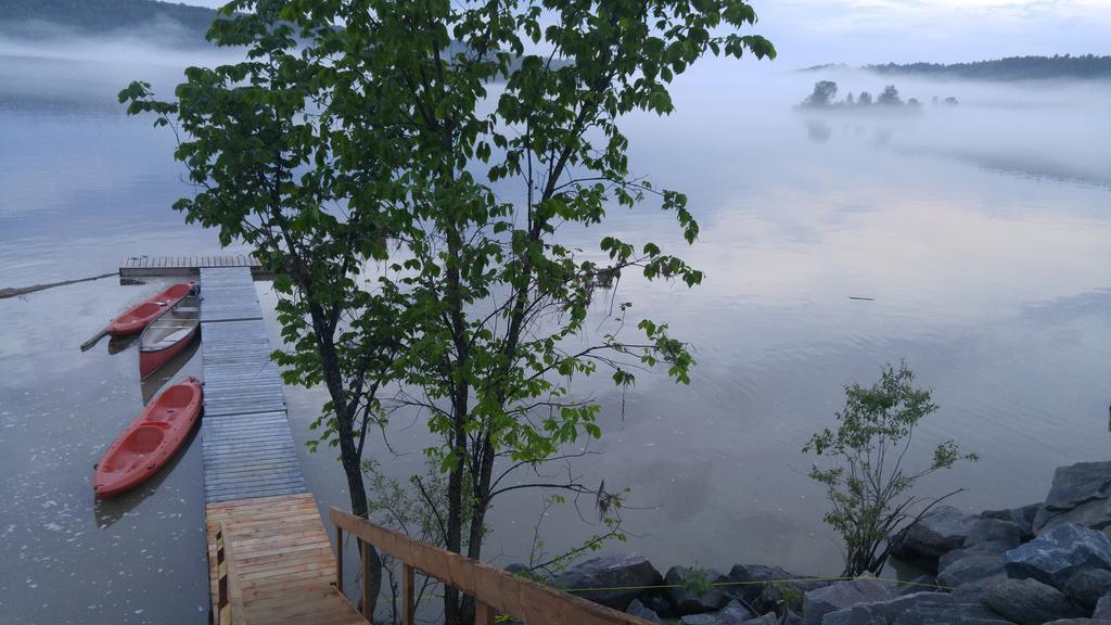 Domaine De La Baie, Les Suites Shawinigan Esterno foto